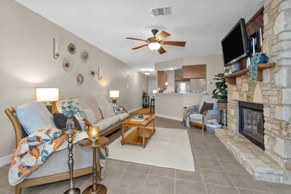1226 Cougar DR #15, Canyon Lake, TX 78133