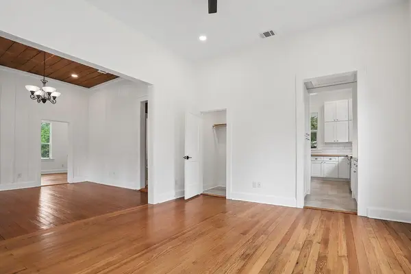 306 Rivers ST, Smithville, TX 78957