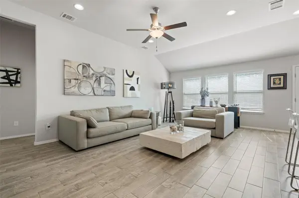 4302 Liberty LN, Lago Vista, TX 78645