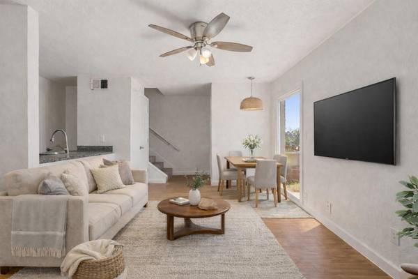300 E Croslin ST #106, Austin, TX 78752