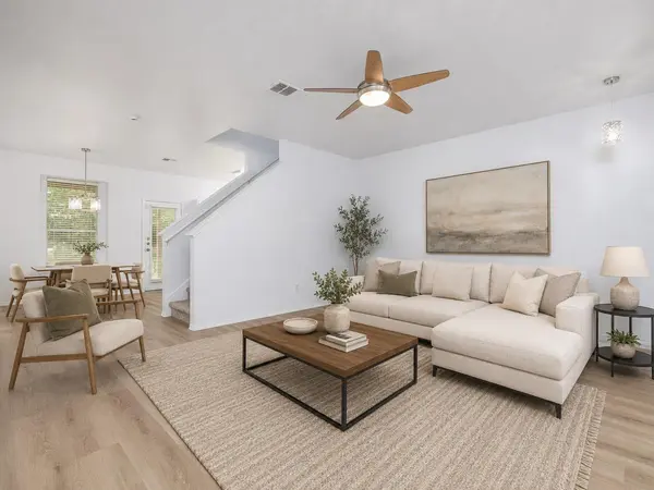 11816 Dave Silk DR, Austin, TX 78748