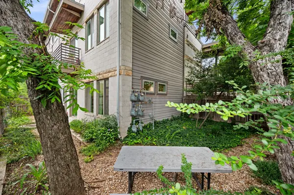 1504 Collier ST #7, Austin, TX 78704