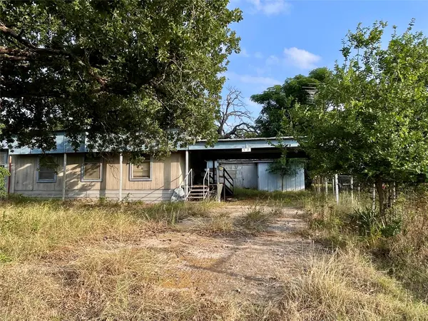 510 Beaver ST, Tow, TX 78672
