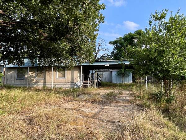 510 Beaver ST, Tow, TX 78672
