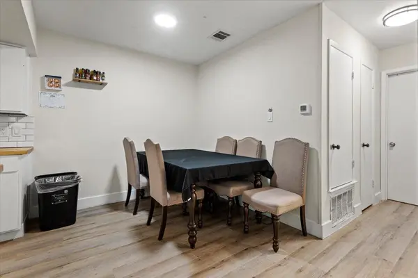 5104 Acorn CV, Austin, TX 78744