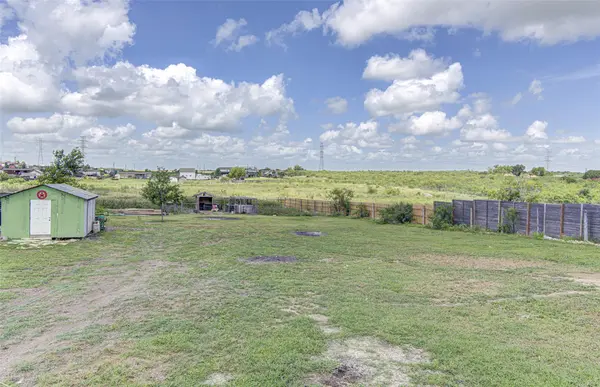 445 Rancho Linda Dr., Lockhart, TX 78644