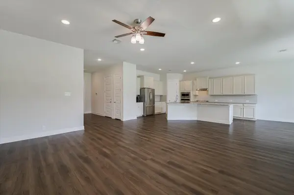 230 Sigel Ave, New Braunfels, TX 78132