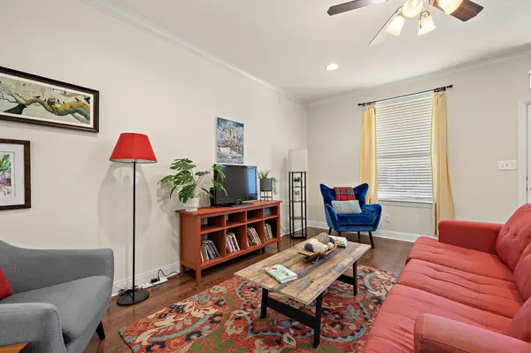 6708 Menchaca RD #10, Austin, TX 78745