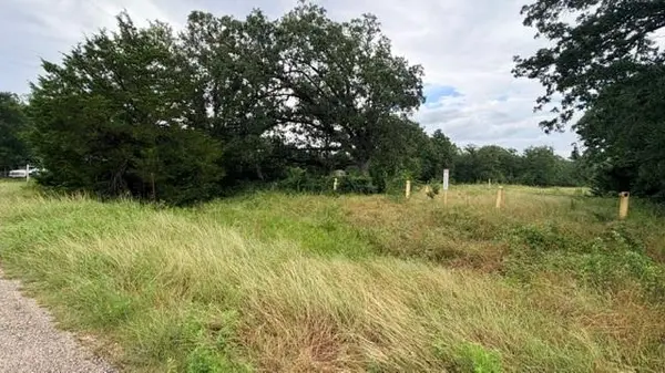 000 Cool Water DR, Bastrop, TX 78602