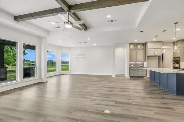 3109 Honeywood DR, Leander, TX 78641