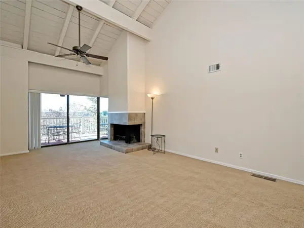519 Rock Bluff DR, Austin, TX 78734