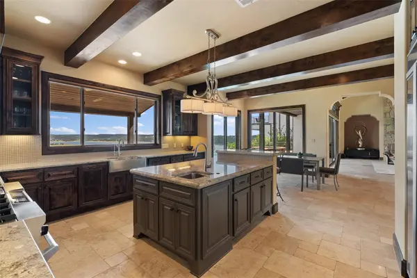 1208 Watercliffe DR, Lago Vista, TX 78645