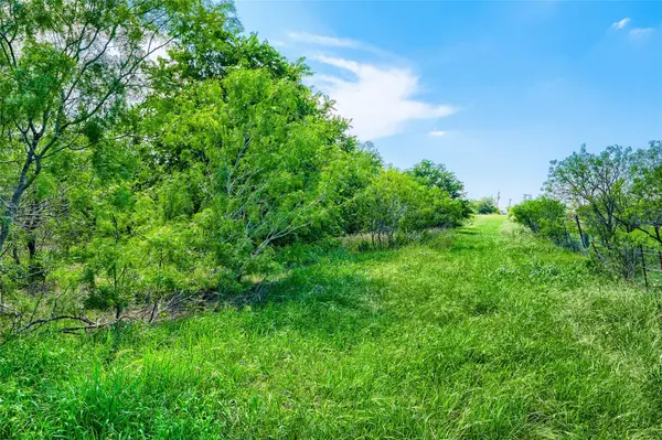 401 Graef RD, Kyle, TX 78640