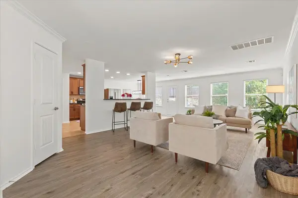 10209 Deer Chase TRL, Austin, TX 78747