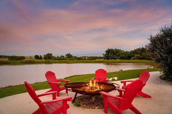 646 Victor Eckhardt RD, Fredericksburg, TX 78624
