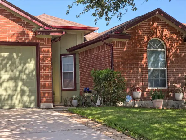 226 Lakemont DR, Hutto, TX 78634