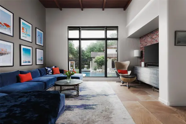 201 Costa Bella DR, Austin, TX 78734