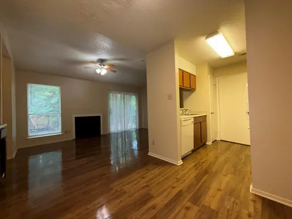 12812 Tomanet TRL #A, Austin, TX 78727