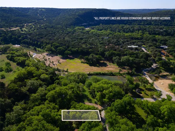 11823 Pecan DR, Jonestown, TX 78645