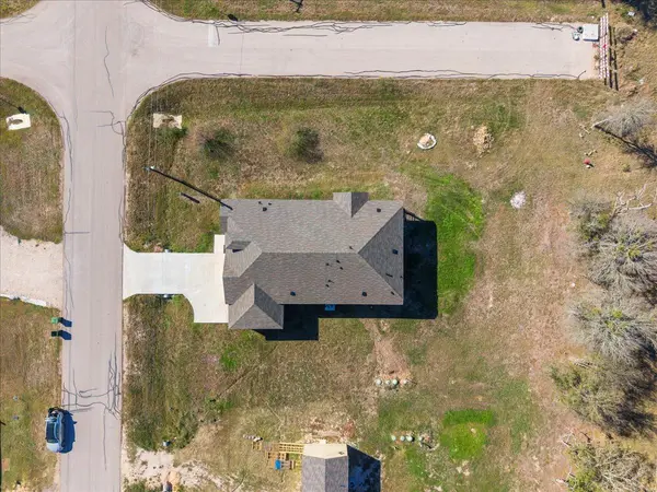 217 Gato RD, Cedar Creek, TX 78612