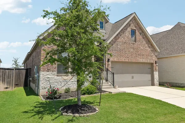 112 Chinaberry BND, Bastrop, TX 78602