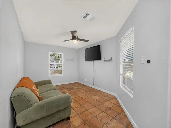 101 Texas Ash CV, Manchaca, TX 78652