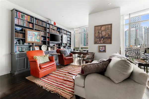 200 Congress Ave #11F, Austin, TX 78701