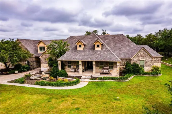 530 Woodland DR, Driftwood, TX 78619