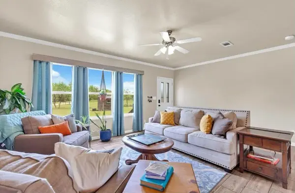 213 River Front DR, Cedar Creek, TX 78612