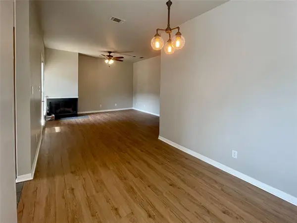 310 Pat Garrison ST #8, San Marcos, TX 78666