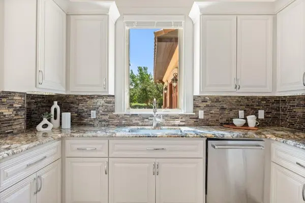 102 Long Point CV, Georgetown, TX 78628