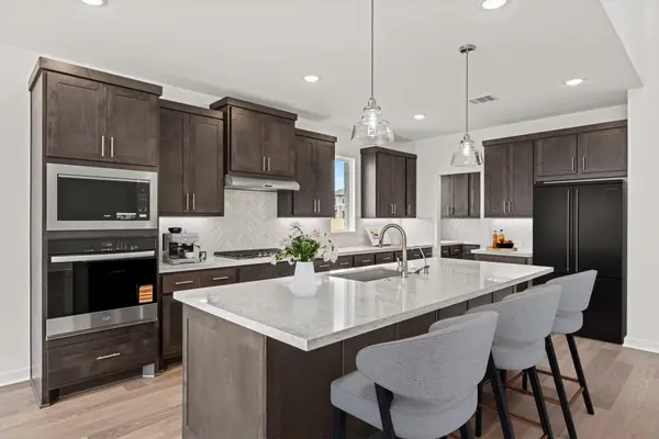 217 Pacific Grove CIR, Liberty Hill, TX 78642