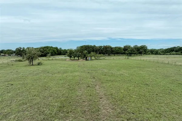 921 9th ST, Lexington, TX 78947