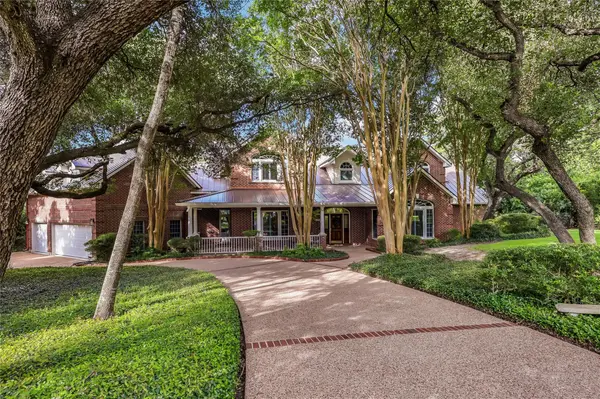 109 Wood TRL, West Lake Hills, TX 78746