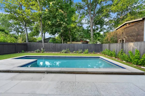 1506 W Saint Johns Ave, Austin, TX 78757