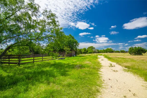 9750 RM-243, Bertram, TX 78605