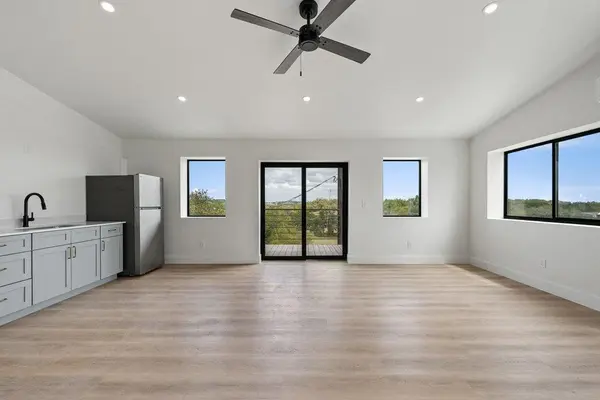 451 Farrell RD #301B, Dripping Springs, TX 78620