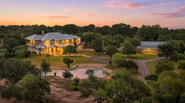 3830 Outback TRL, Spicewood, TX 78669