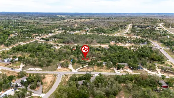 171 Comancheria TRL, Elgin, TX 78621