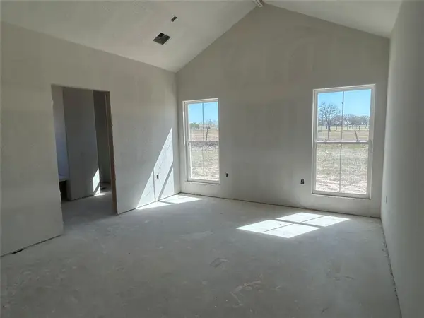 103 Pueblo DR, Caldwell, TX 77836