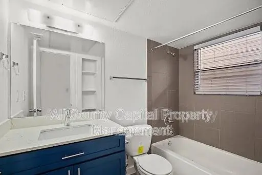 502 W 35th ST #205, Austin, TX 78705