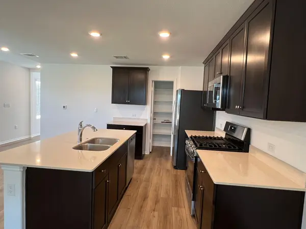 7221 Spotted Leaf WAY, Del Valle, TX 78617