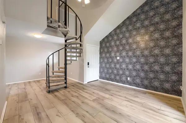1840 Burton DR #144, Austin, TX 78741