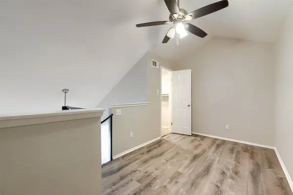 1840 Burton DR #144, Austin, TX 78741