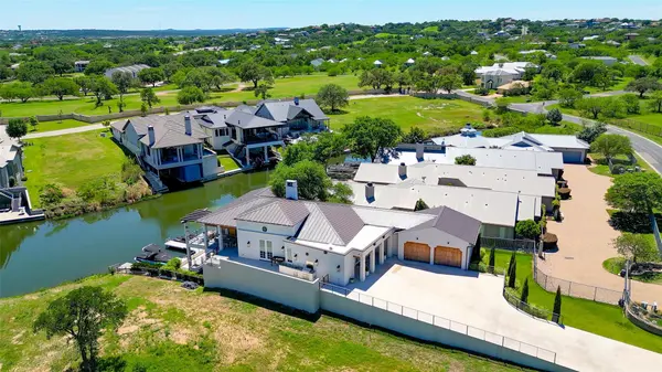 2807 Fault Line DR, Horseshoe Bay, TX 78657