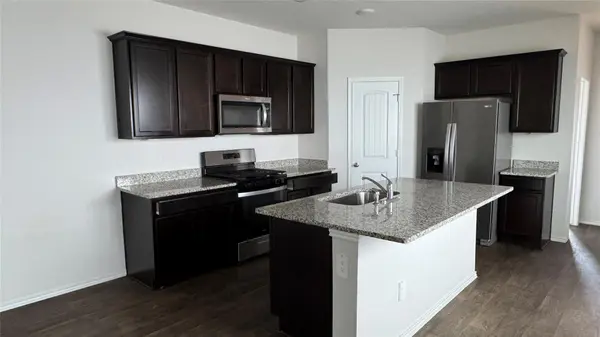 408 Frogmore LOOP, Kyle, TX 78640