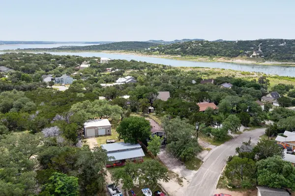 1070 Timberlane DR, Canyon Lake, TX 78133