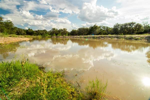 001 County Road 15, Hallettsville, TX 77964