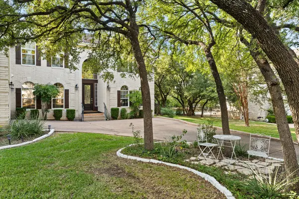 35 Lost Meadow TRL, Austin, TX 78738
