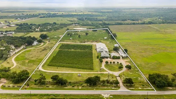 315 Ranch Road 1376, Fredericksburg, TX 78624